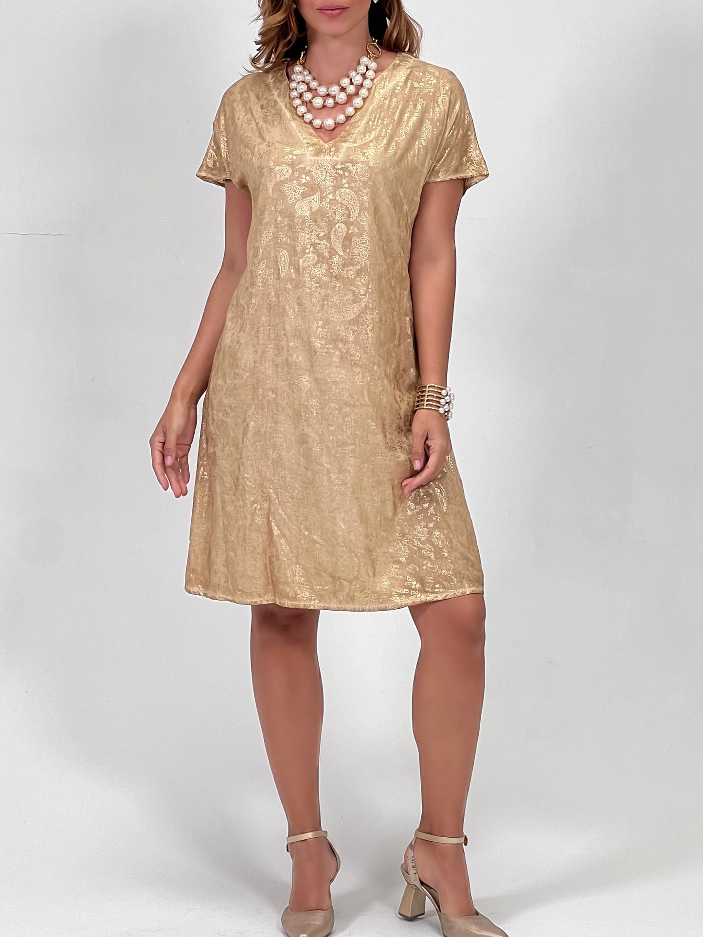 Vestido Flor de Noche Dorado