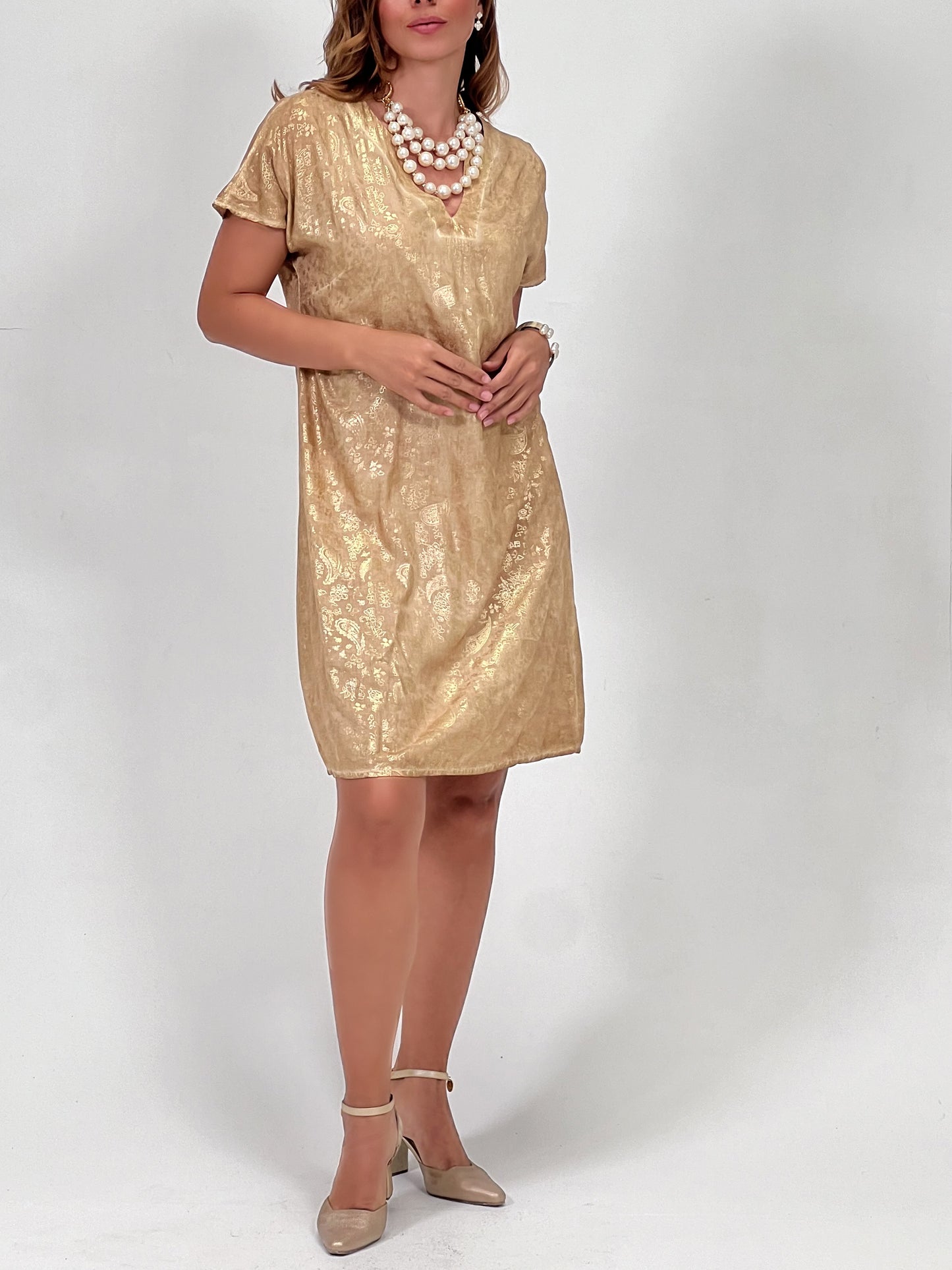 Vestido Flor de Noche Dorado