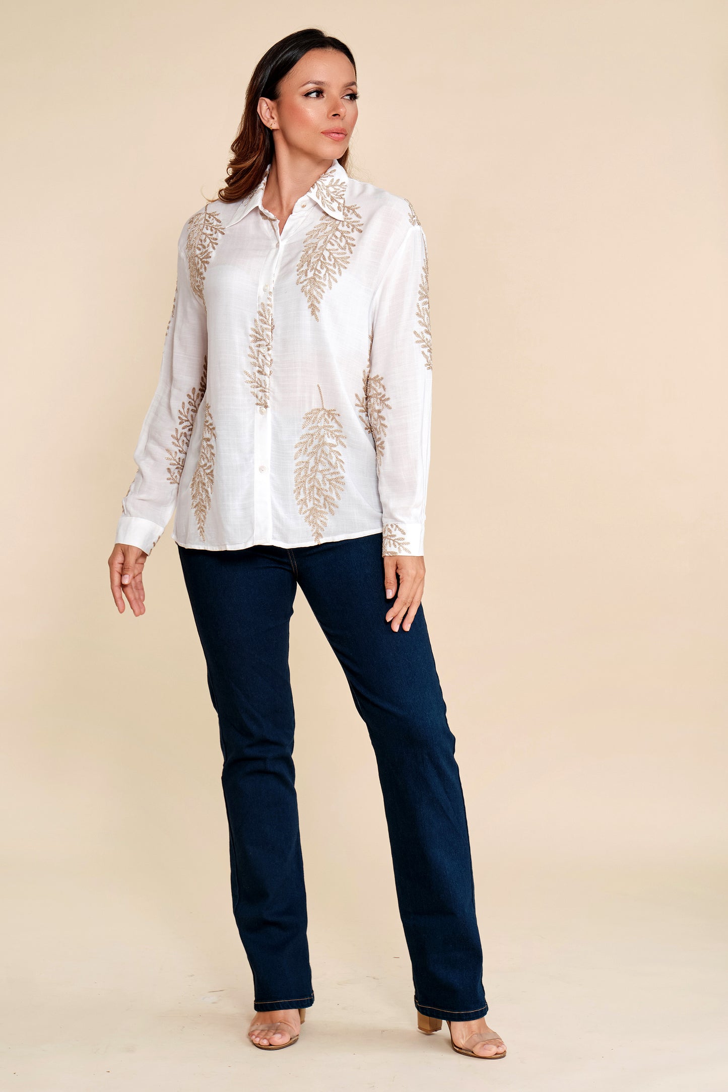 Blusa Bordada Hilos Dorados