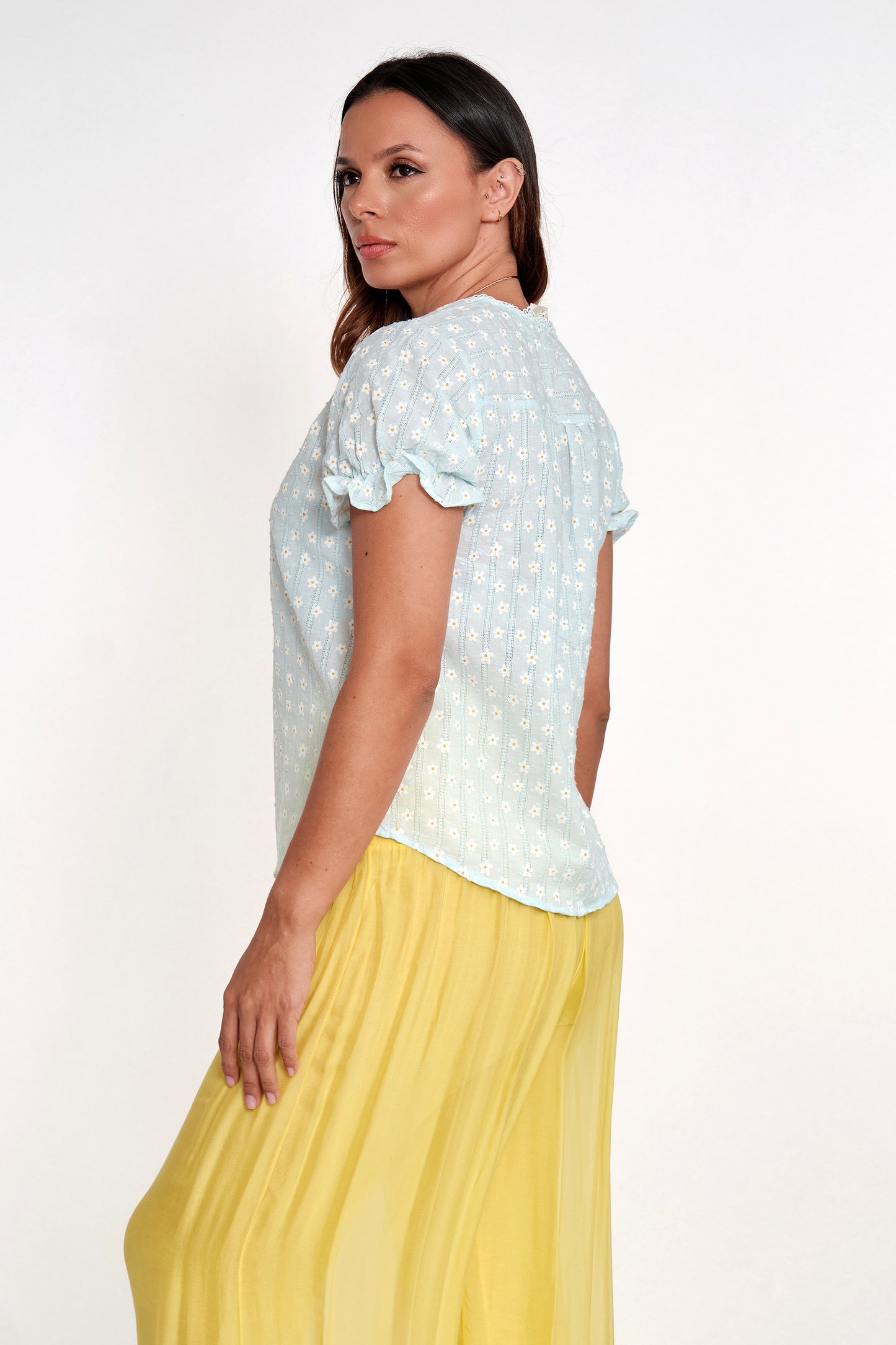 Blusa Algodón Detalle en Cuello