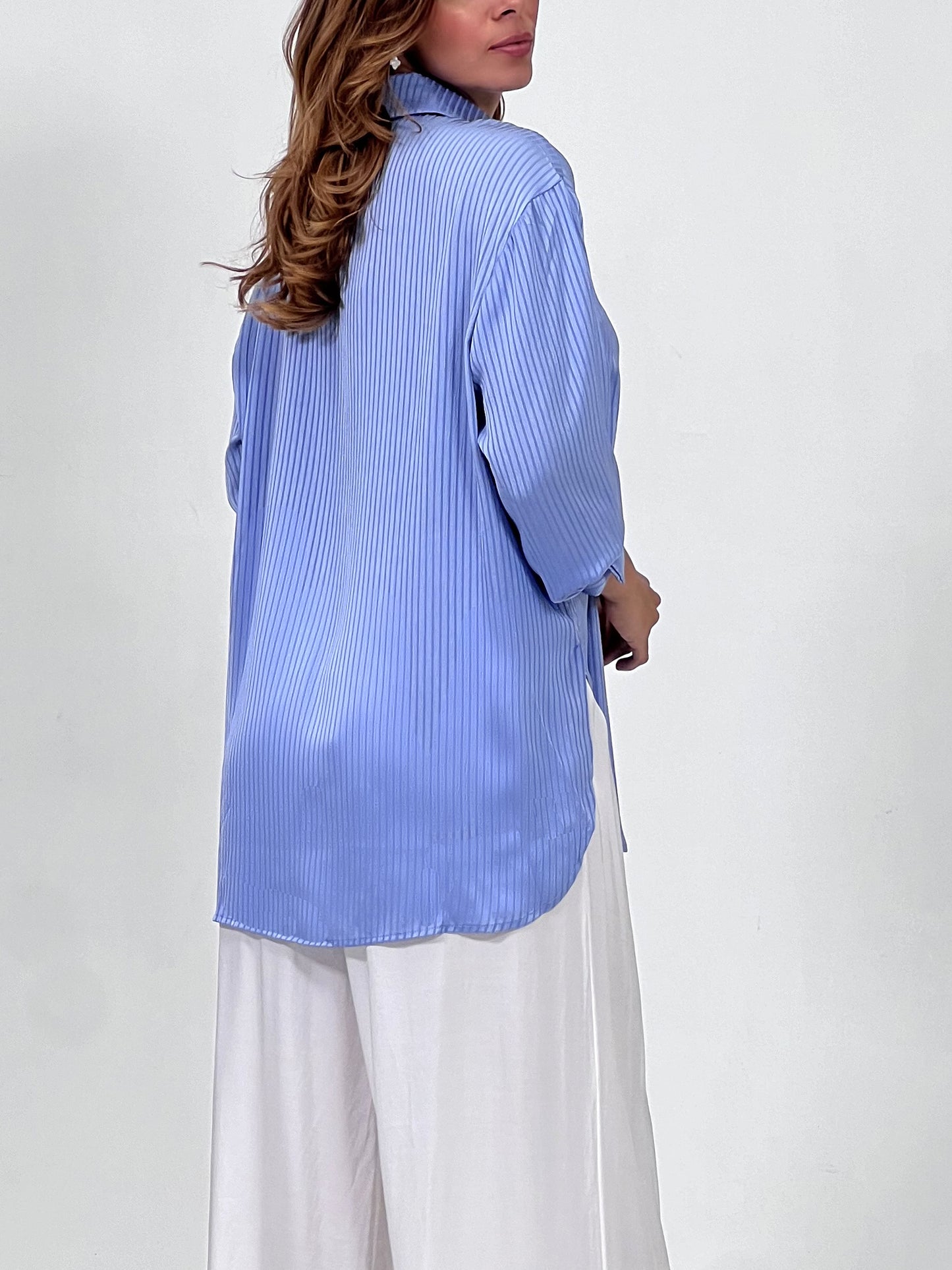 Blusa Esencia Vibrante Celeste